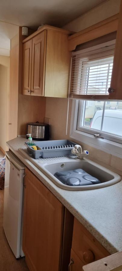 8 Berth Caravan Direct Beach Access Инголдмелс Экстерьер фото